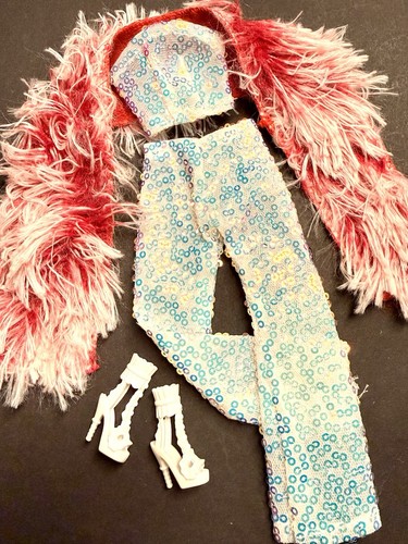 Barbie movie party - barbie,